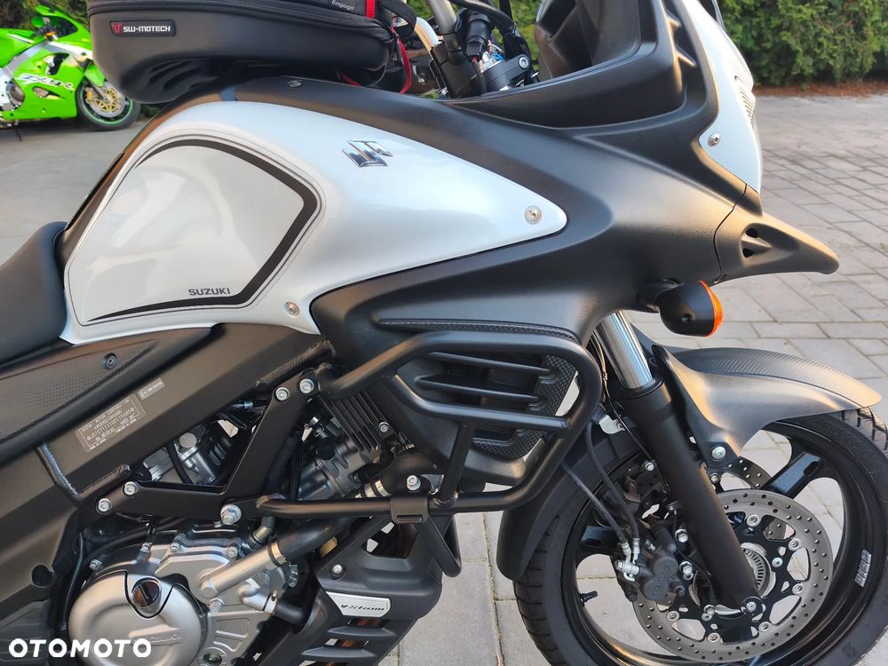 Suzuki V-STROM - 11
