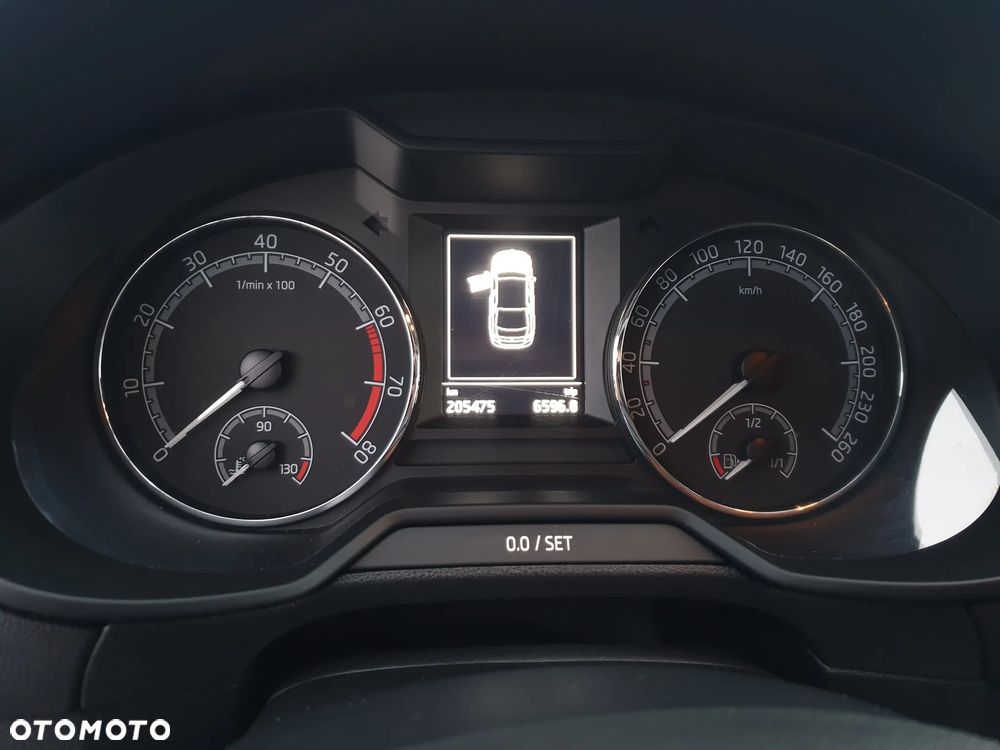 Skoda Octavia 1.4 TSI Ambition - 29