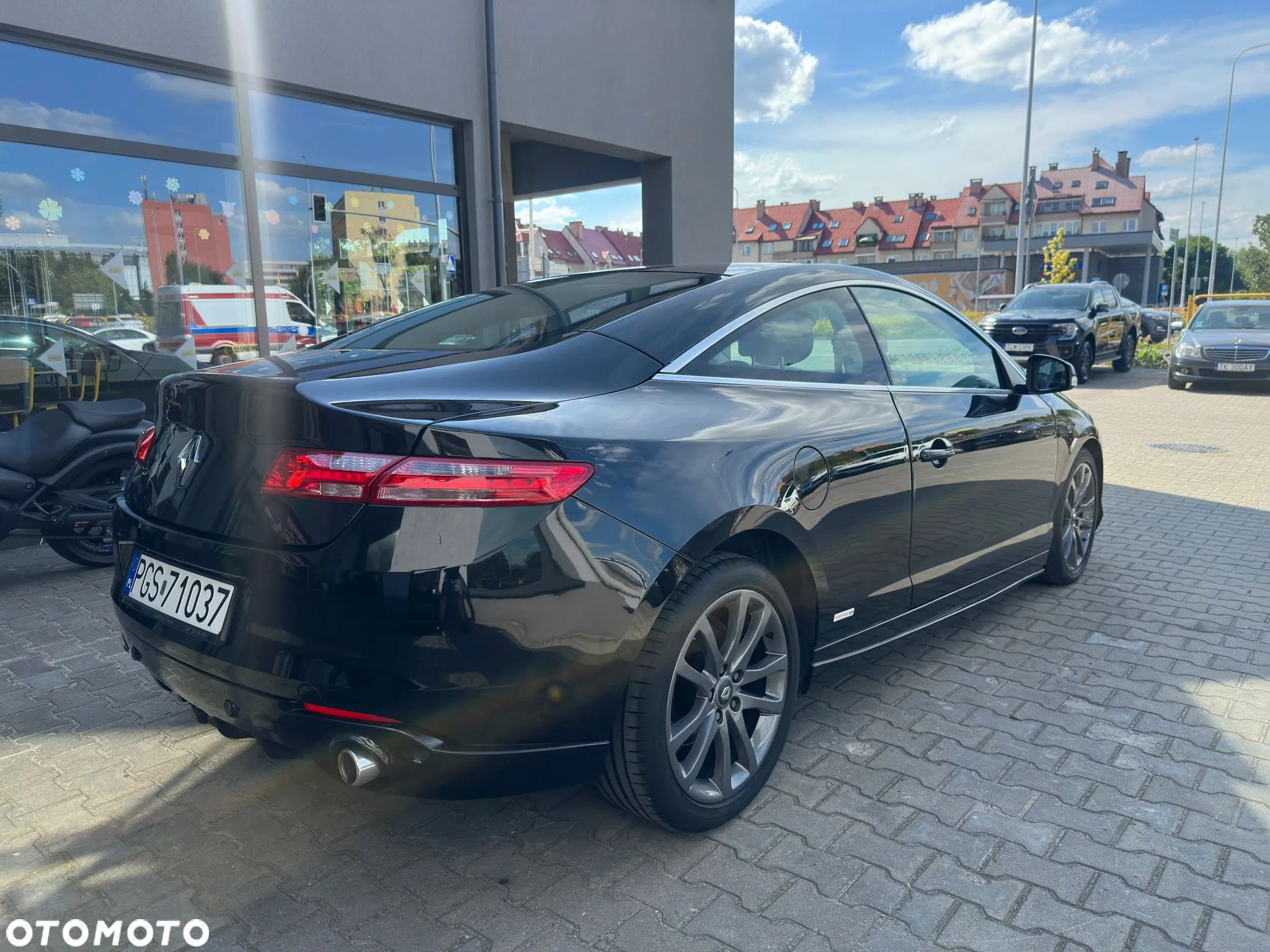 Renault Laguna 2.0 dCi Monaco GP2 - 4