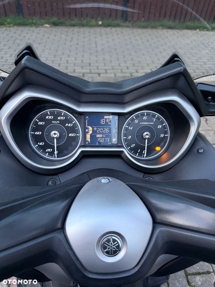 Yamaha X-max - 9