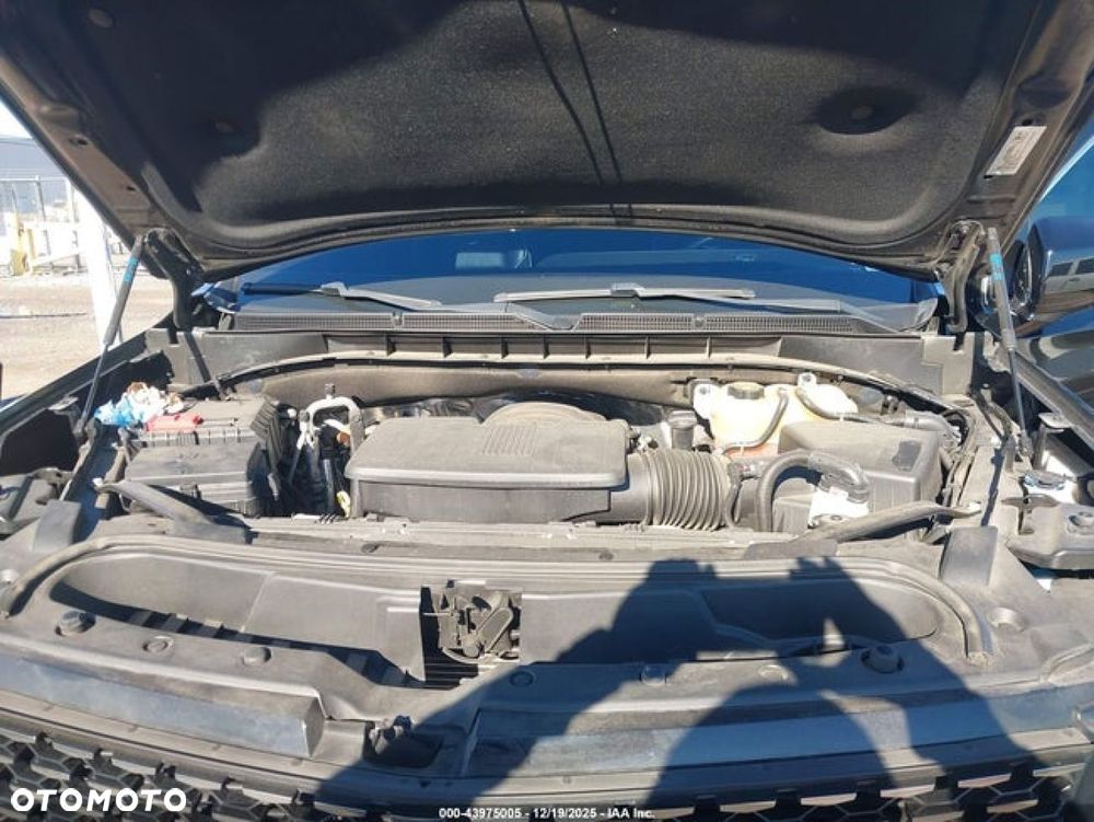 Cadillac Escalade - 9