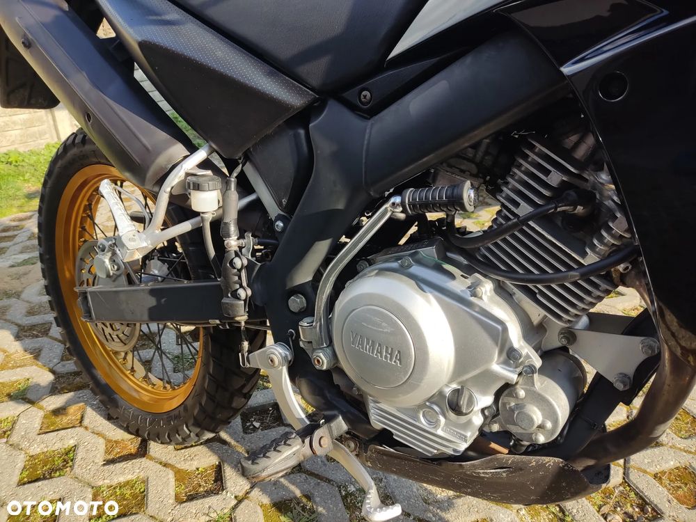 Yamaha XT - 10