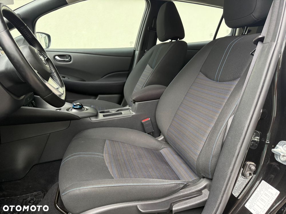 Nissan Leaf - 22
