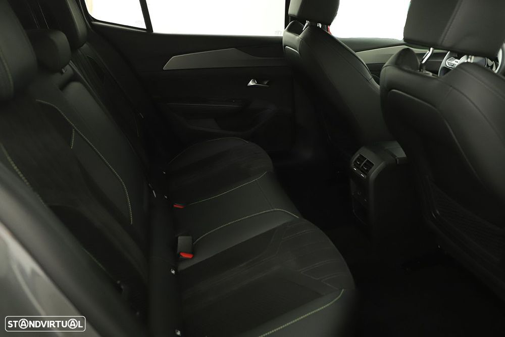 Peugeot 408 1.2 PureTech GT EAT8 - 21