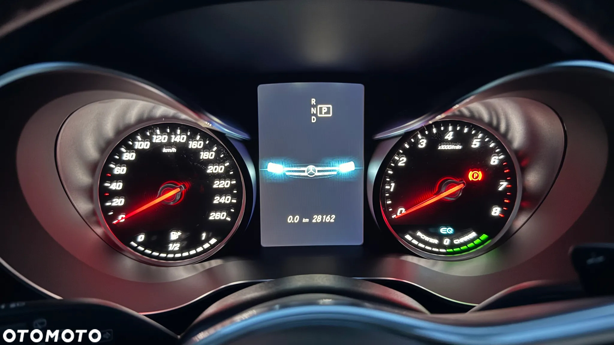 Mercedes-Benz GLC - 30