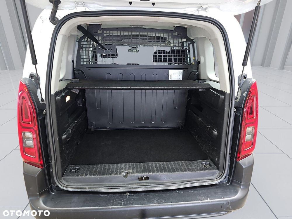 Opel Combo 1.5 DT Edition 102KM - 18