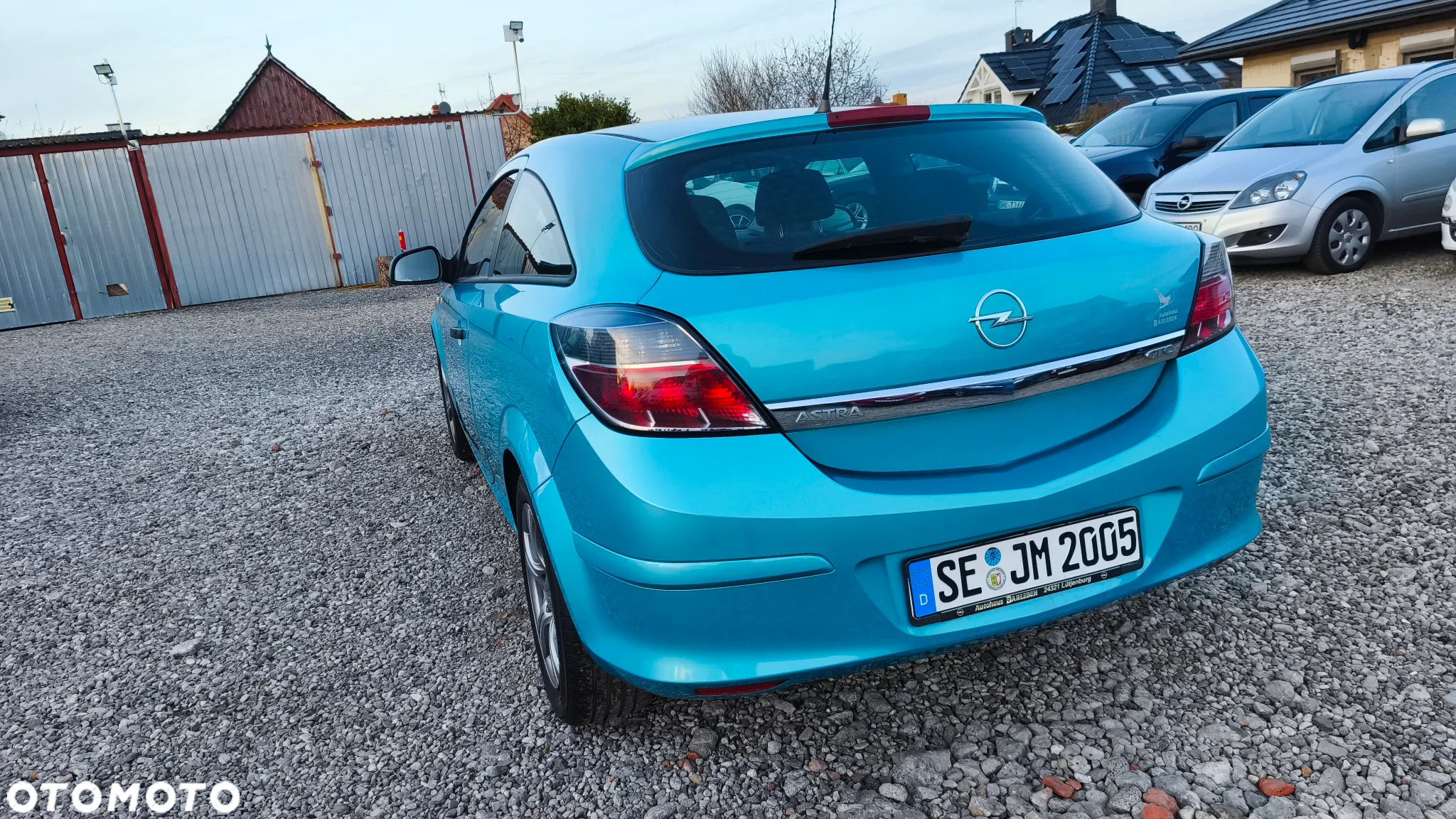 Opel Astra GTC 1.6 - 10