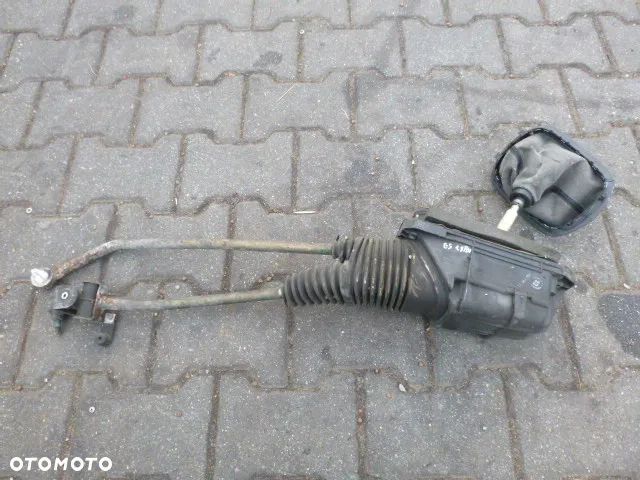 LEWAREK WYBIERAK ZMIANY BIEGÓW VOLKSWAGEN PASSAT B5 1.9 TDI - 2