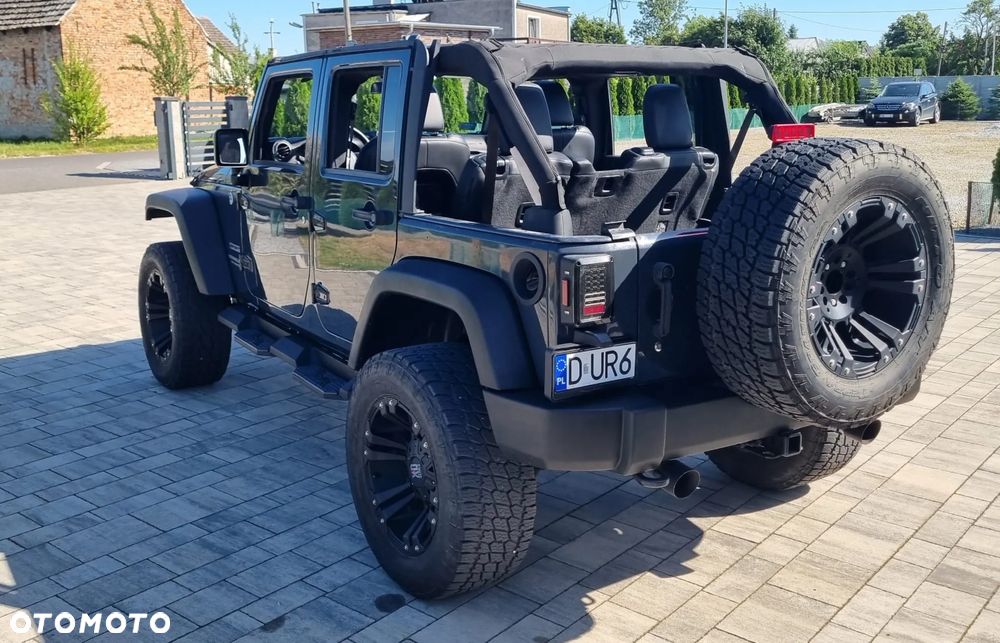 Jeep Wrangler 3.6 Unlim Sahara EU6 - 11