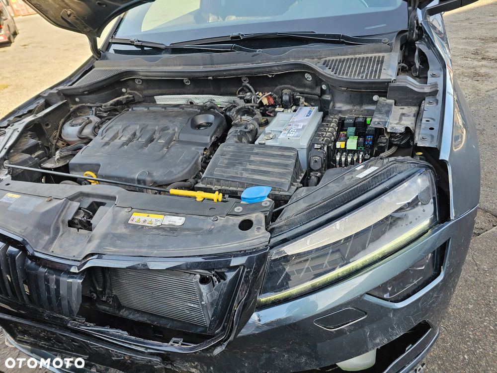 Skoda Karoq 2.0 TDI SCR 4x4 DSG Sportline - 17