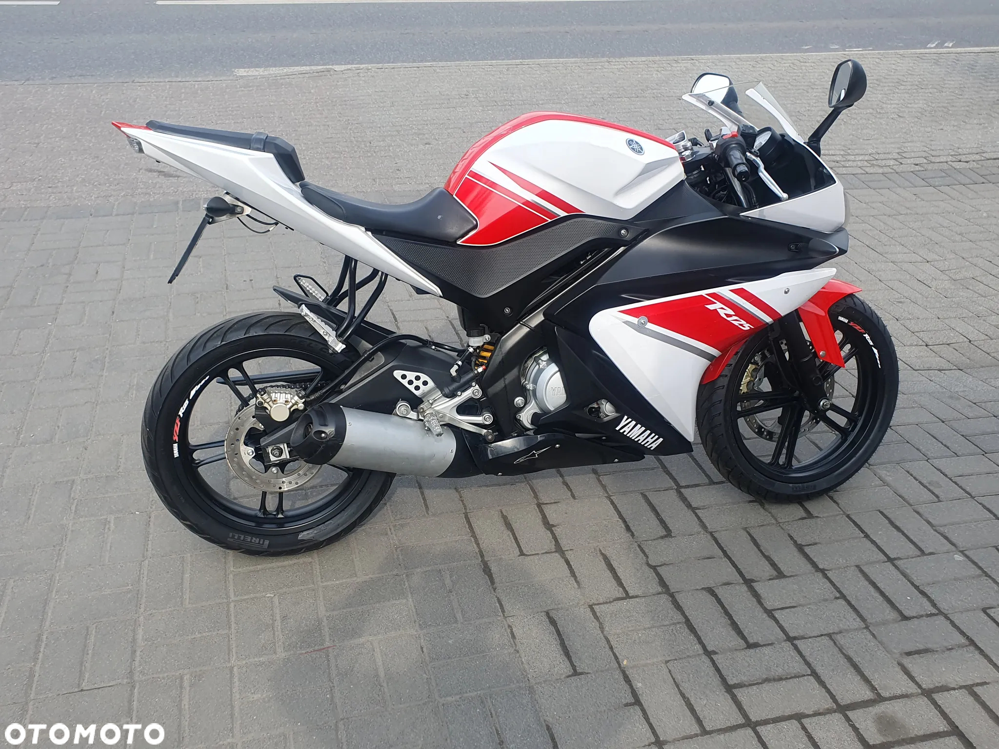 Yamaha YZF - 3