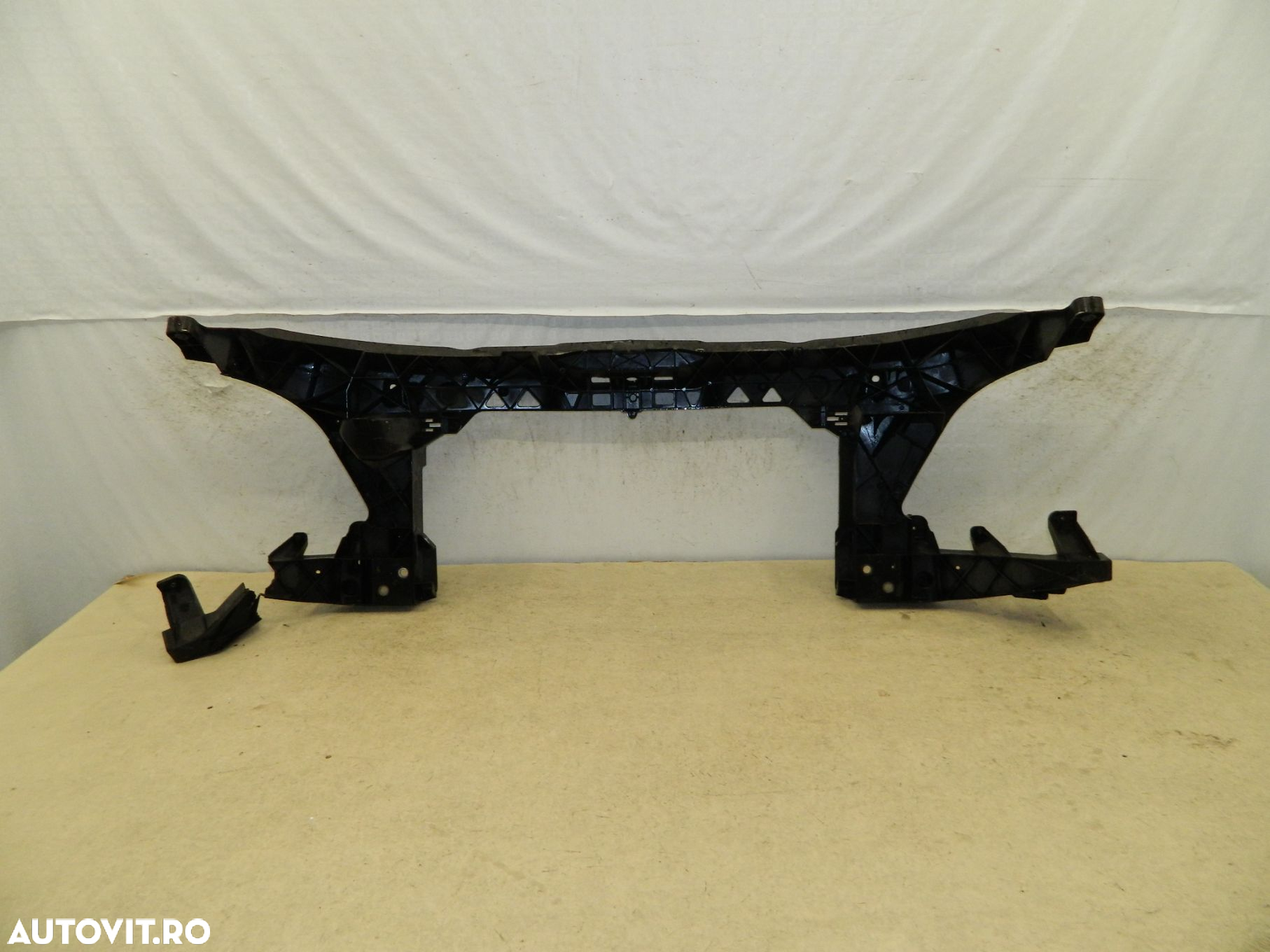 Trager  /  Panou frontal  /  Calandru, Mercedes Sprinter W906, 2007, 2008, 2009, 2010, 2011, 2012, 2013, 2014,, A9068800203 - 6