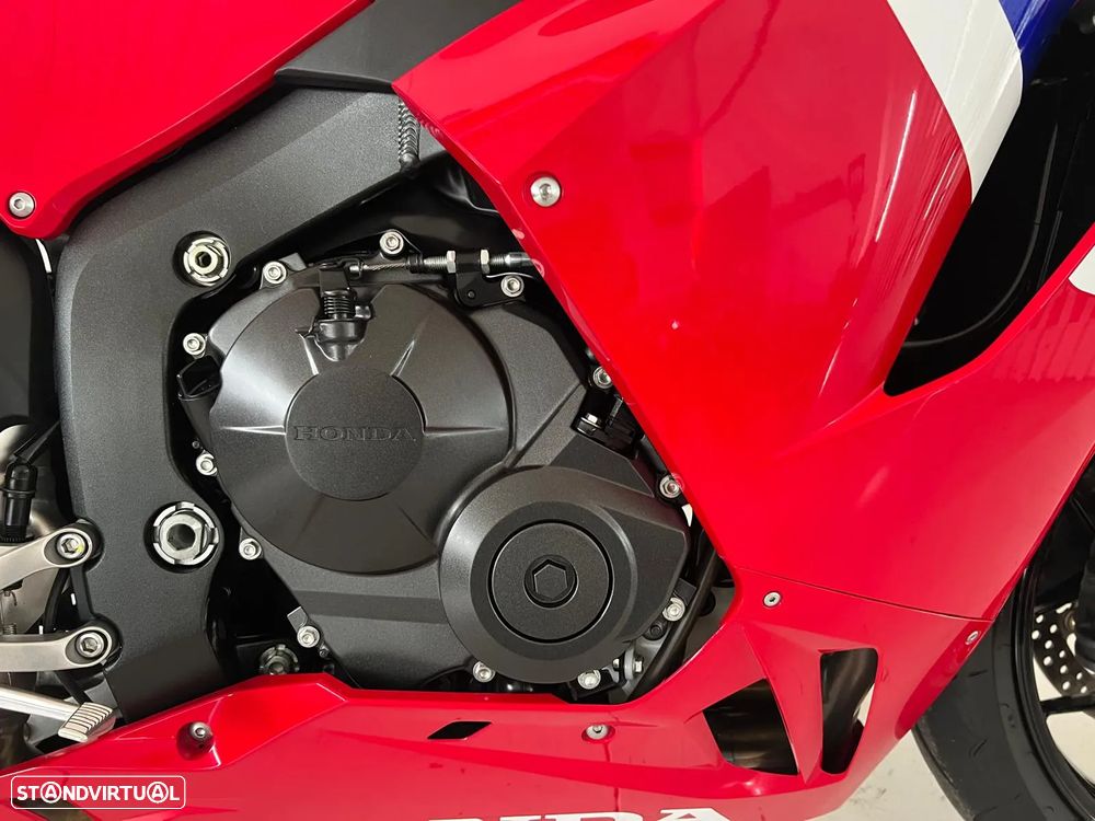 Honda CBR 600RR - 15