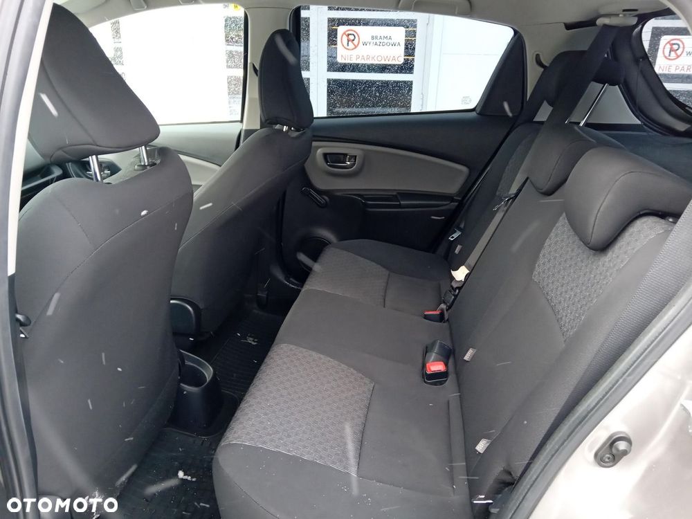 Toyota Yaris - 13