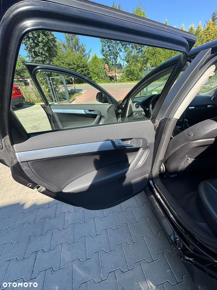 Audi A3 Sportback 2.0 TDI DPF Ambiente - 20