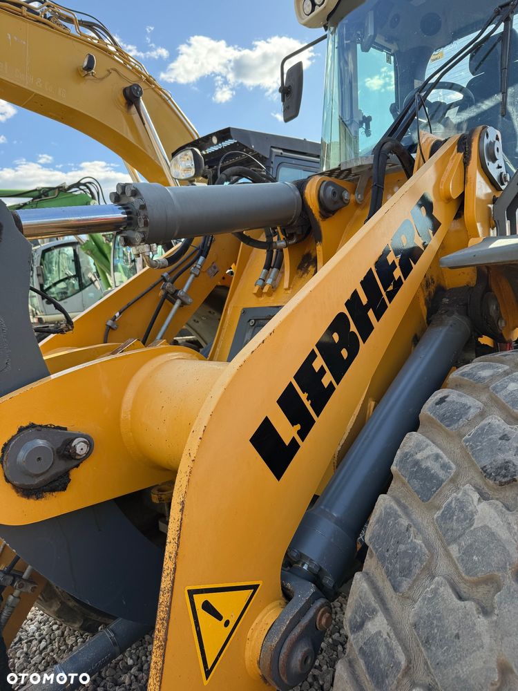 Liebherr L526 - 8