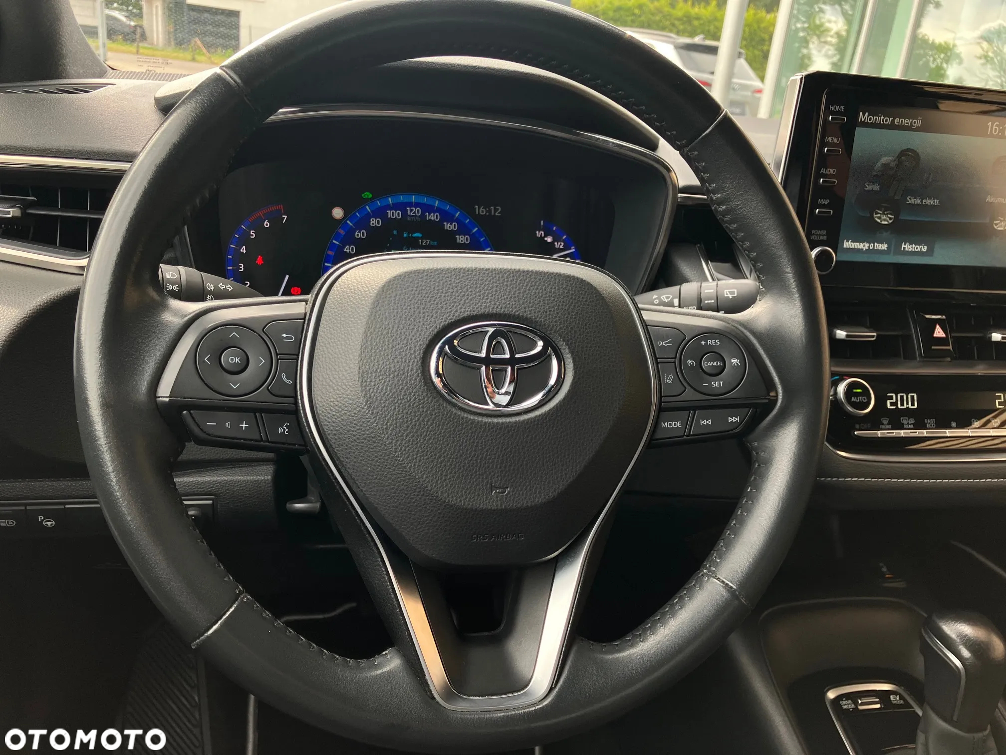 Toyota Corolla 1.8 Hybrid Comfort - 23