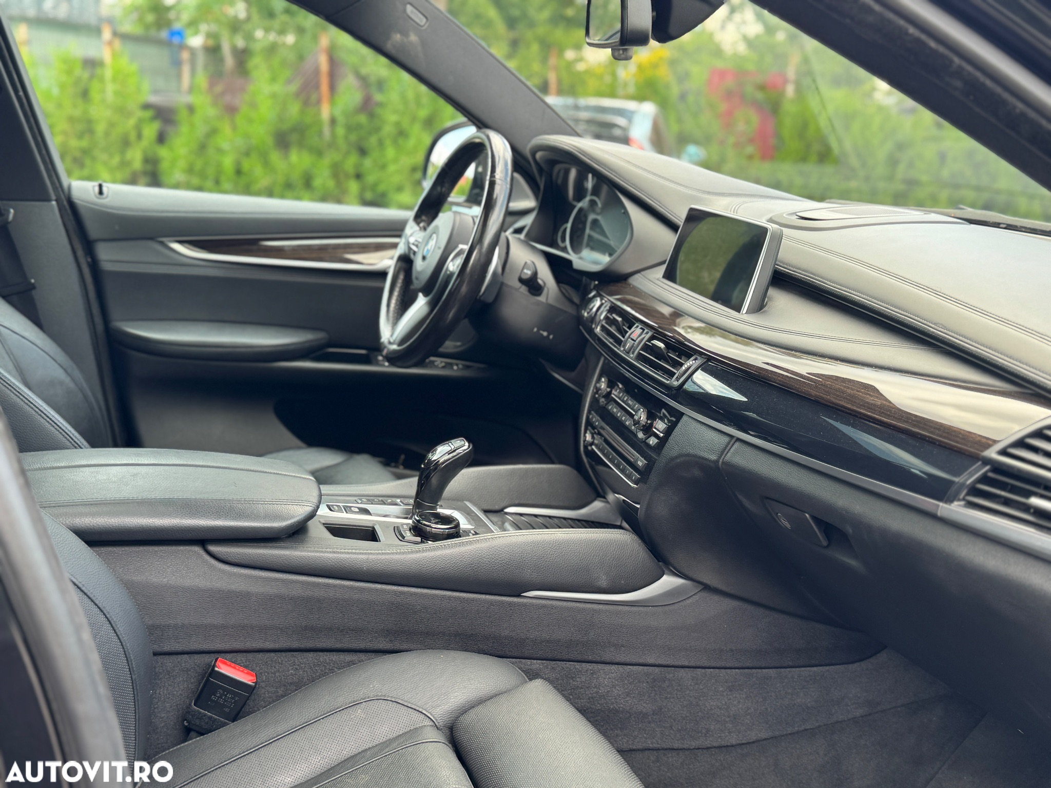 BMW X6 M M50d - 37