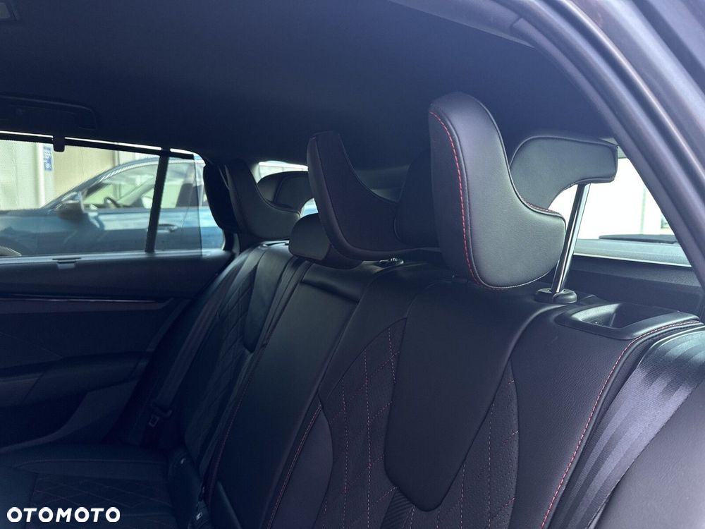 Skoda Octavia 2.0 TDI 4x4 RS DSG - 32