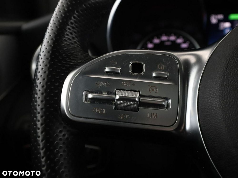 Mercedes-Benz GLC 300 de 4Matic 9G-TRONIC AMG Line - 34
