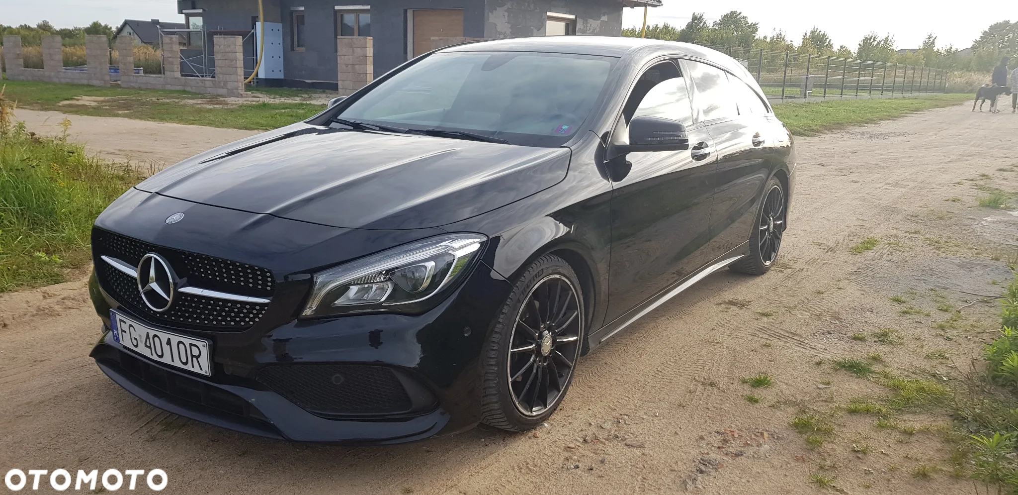 Mercedes-Benz CLA 180 AMG Line - 3