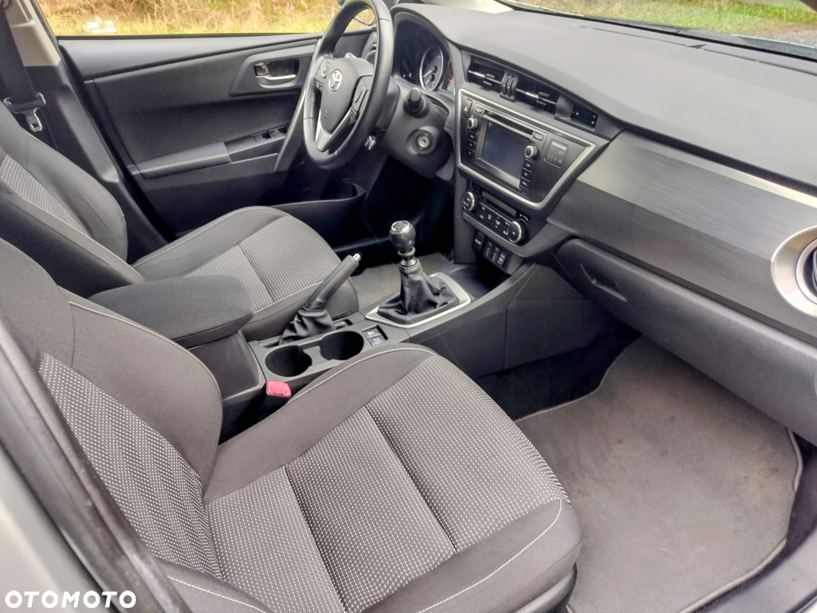 Toyota Auris 2.0 D-4D Life - 19