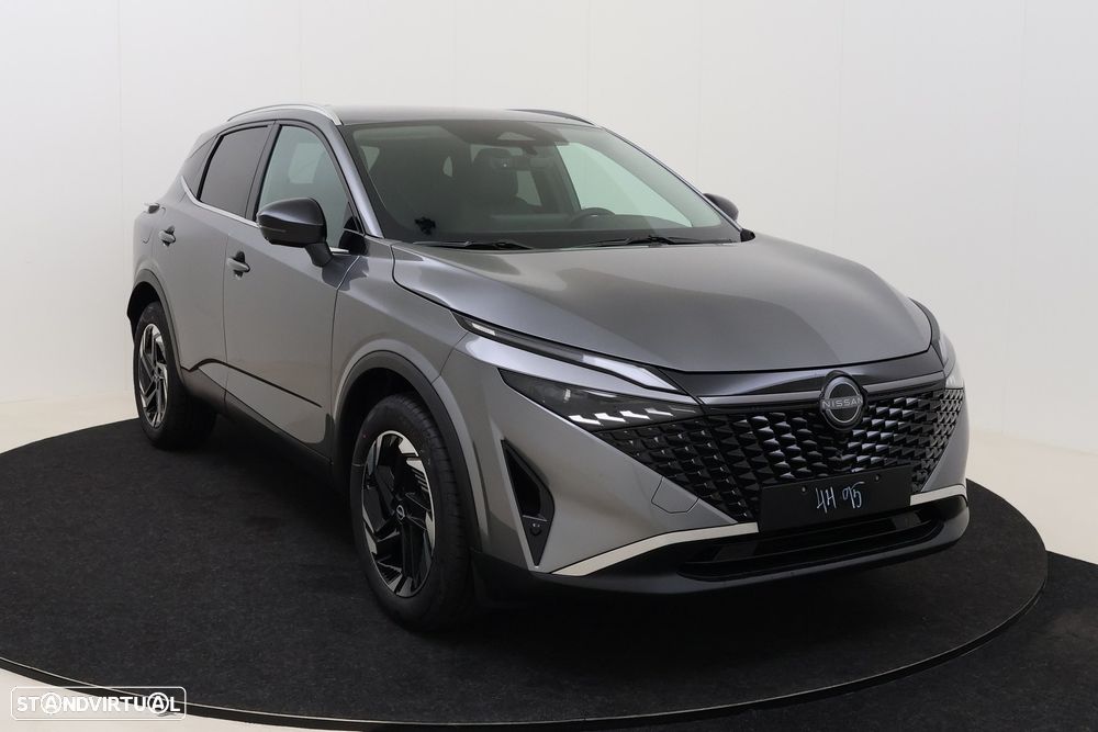 Nissan Qashqai 1.3 DIG-T N-Connecta Xtronic - 4