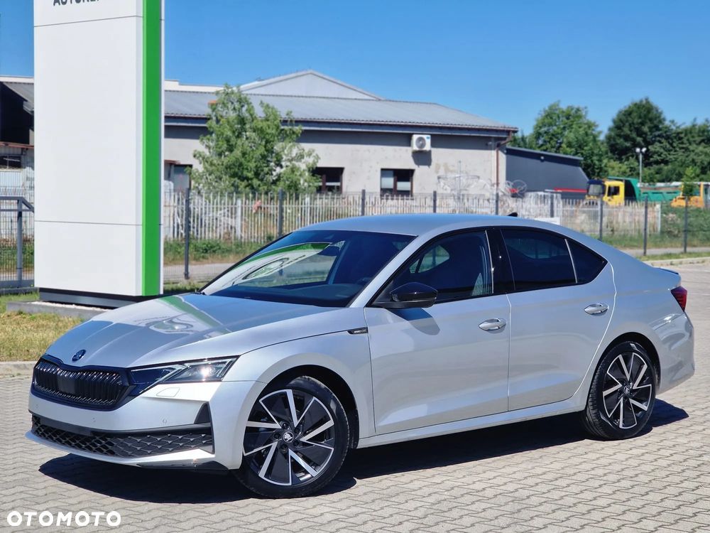 Skoda Octavia 2.0 TDI Sportline DSG - 4