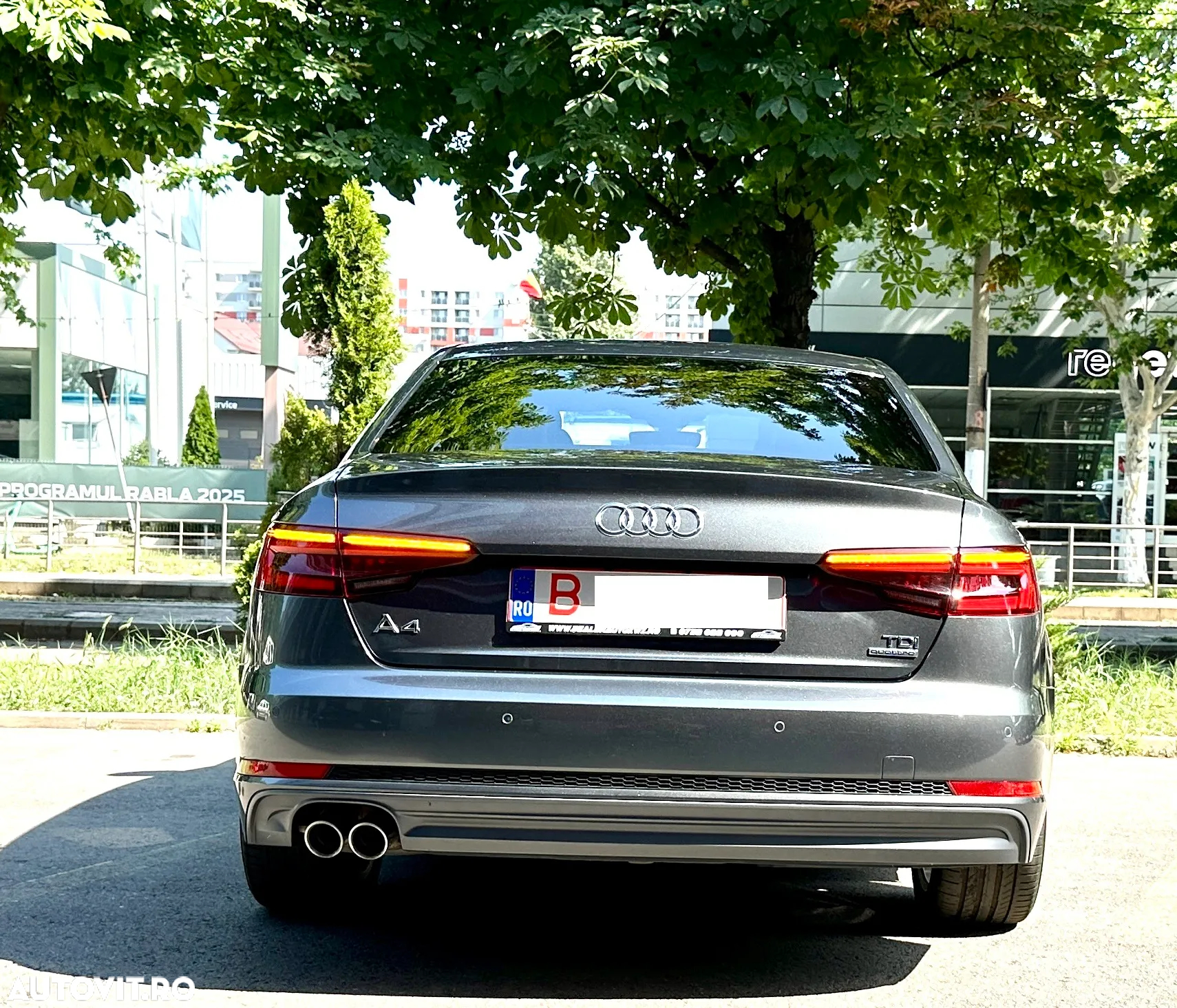 Audi A4 Avant 2.0 40 TDI quattro S tronic S Line - 8