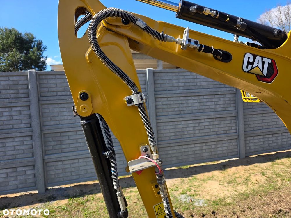 Caterpillar 301.8 (500 mth) jak nowa! 2023 ROK / 3 łyżki / rozsuwane podwozie - 8