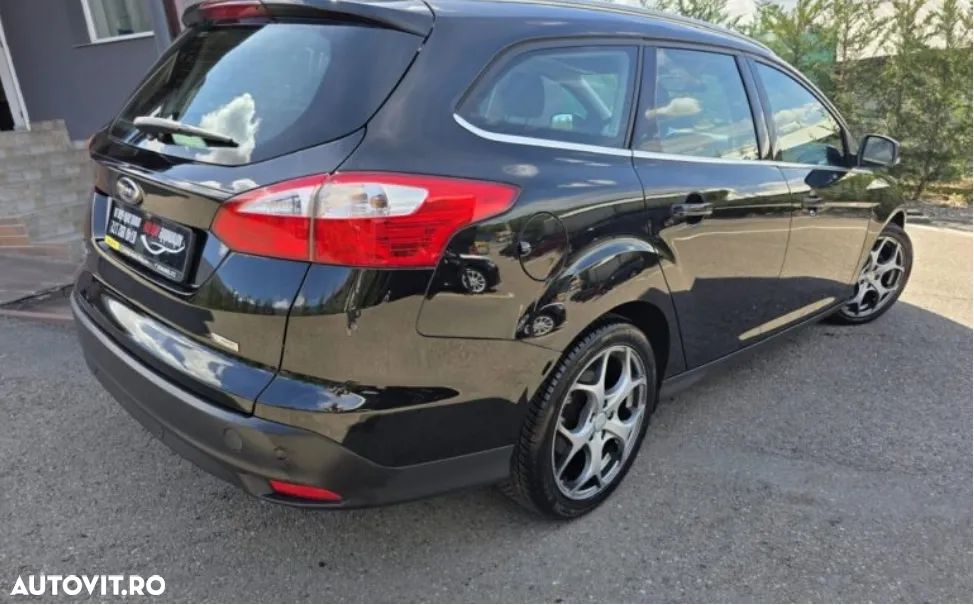 Ford Focus 1.6 TDCi ECOnetic 88g Start-Stopp-System Titanium - 3