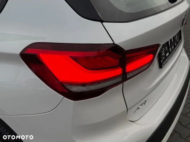 BMW X1 xDrive25e Business Edition - 10