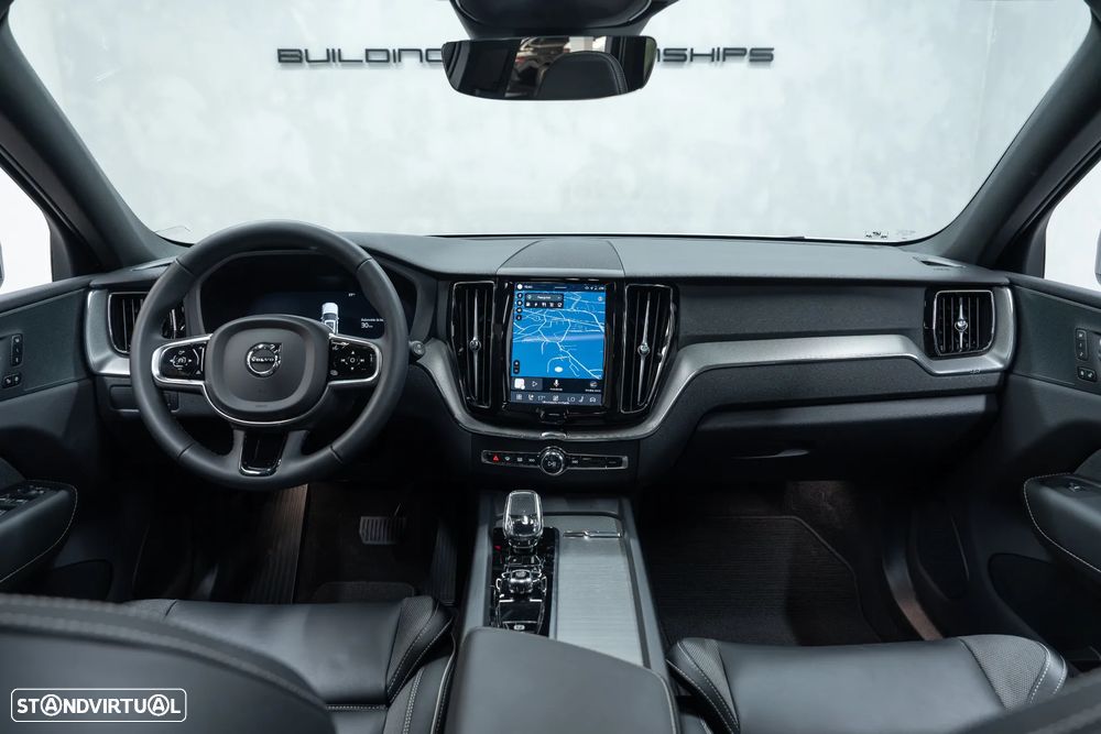 Volvo XC 60 T8 AWD Recharge Core - 21