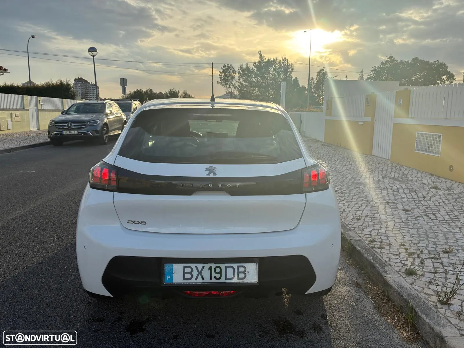 Peugeot 208 - 3