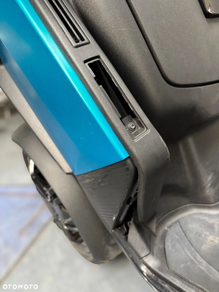 Peugeot Metropolis - 29