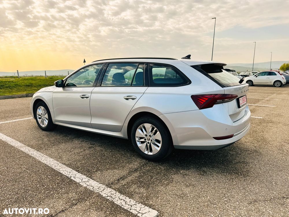 Skoda Octavia Combi 2.0 TDI Ambition - 8