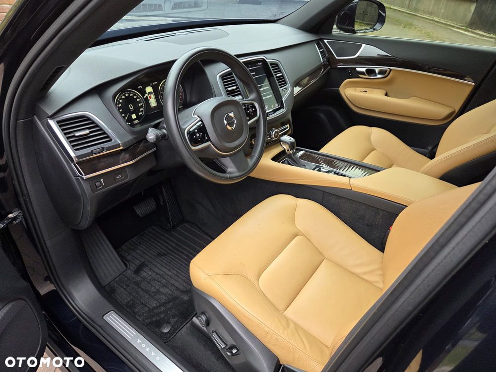 Volvo XC 90 T6 AWD Momentum 7os - 13