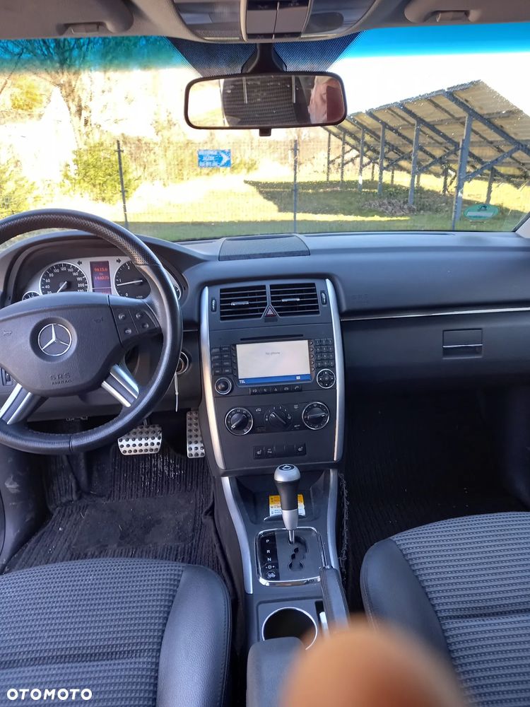 Mercedes-Benz Klasa B 200 CDI Autotronic - 16