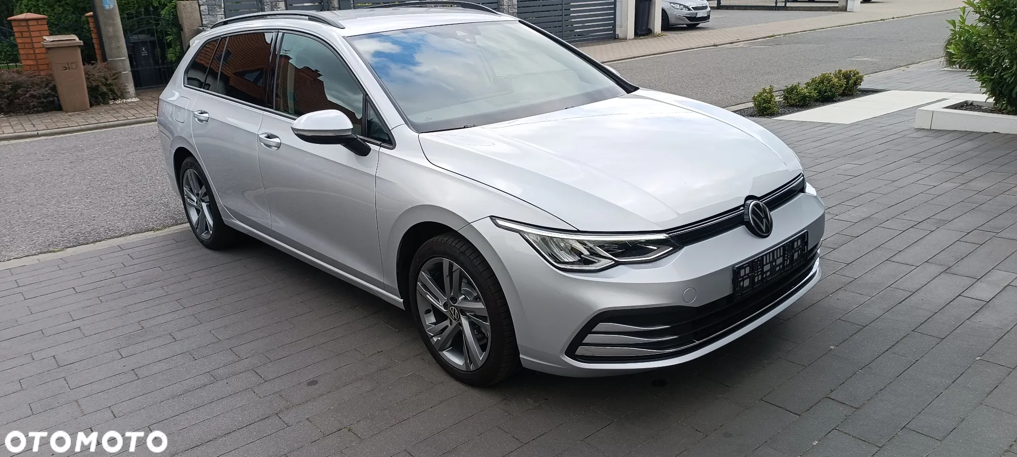 Volkswagen Golf - 2