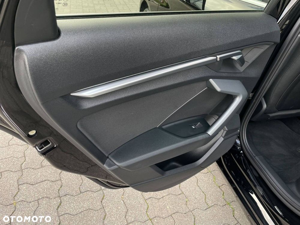 Audi A3 Sportback - 11