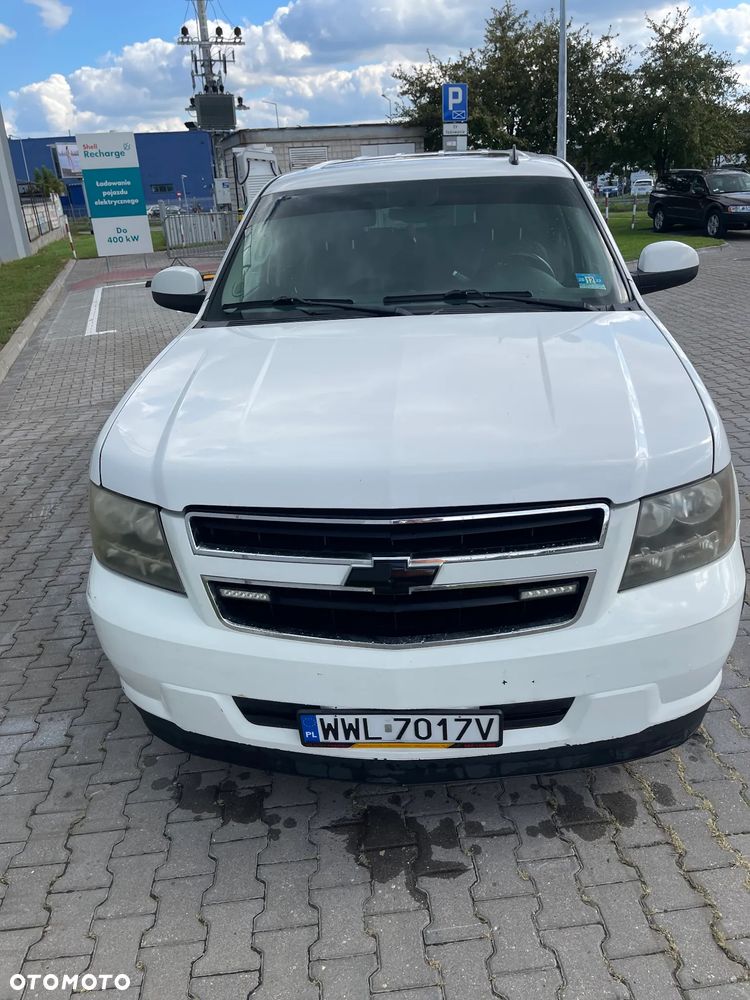 Chevrolet Tahoe - 5