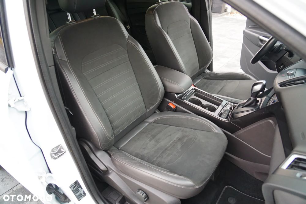 Ford Kuga 2.0 TDCi AWD ST-Line - 30