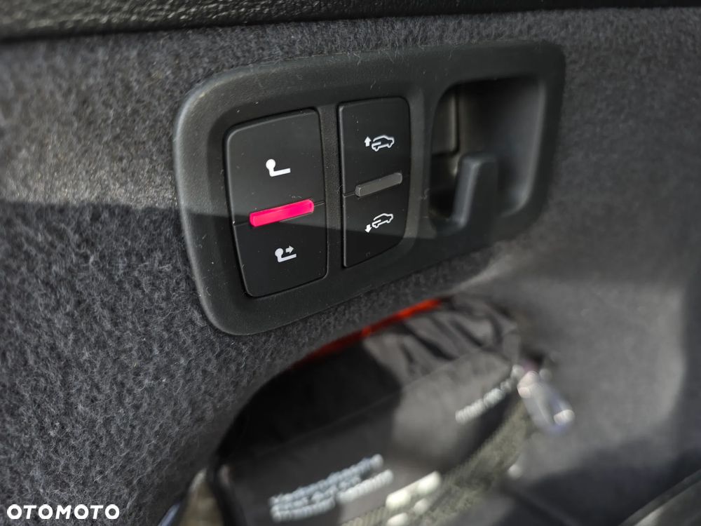 Audi Q7 45 TDI mHEV Quattro S Line Tiptr - 32