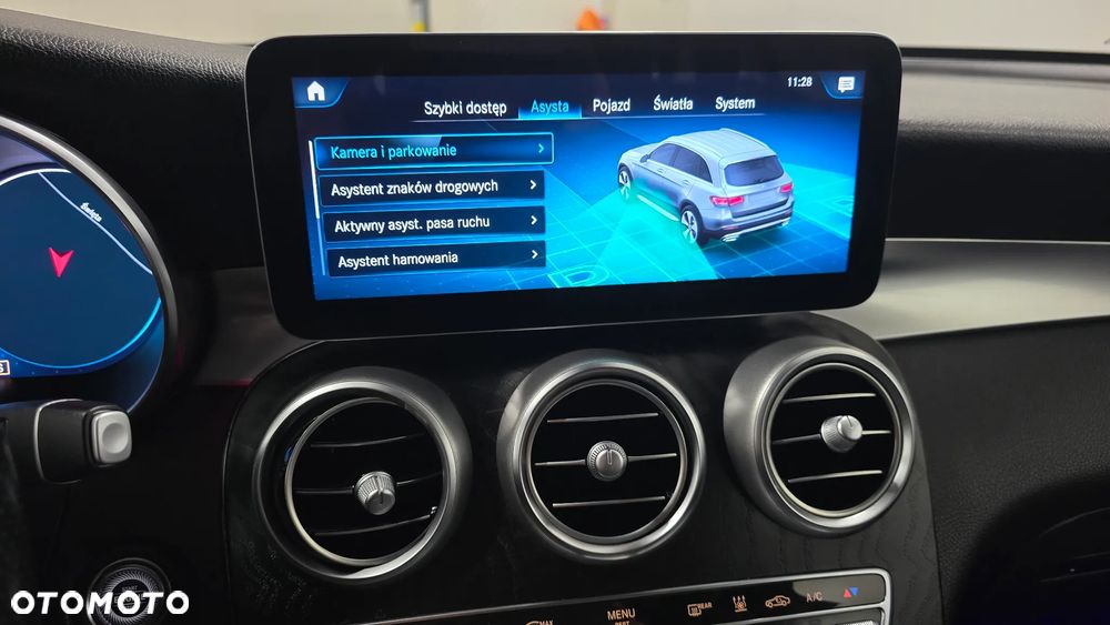 Mercedes-Benz GLC 300 de 4Matic 9G-TRONIC AMG Line Plus - 28