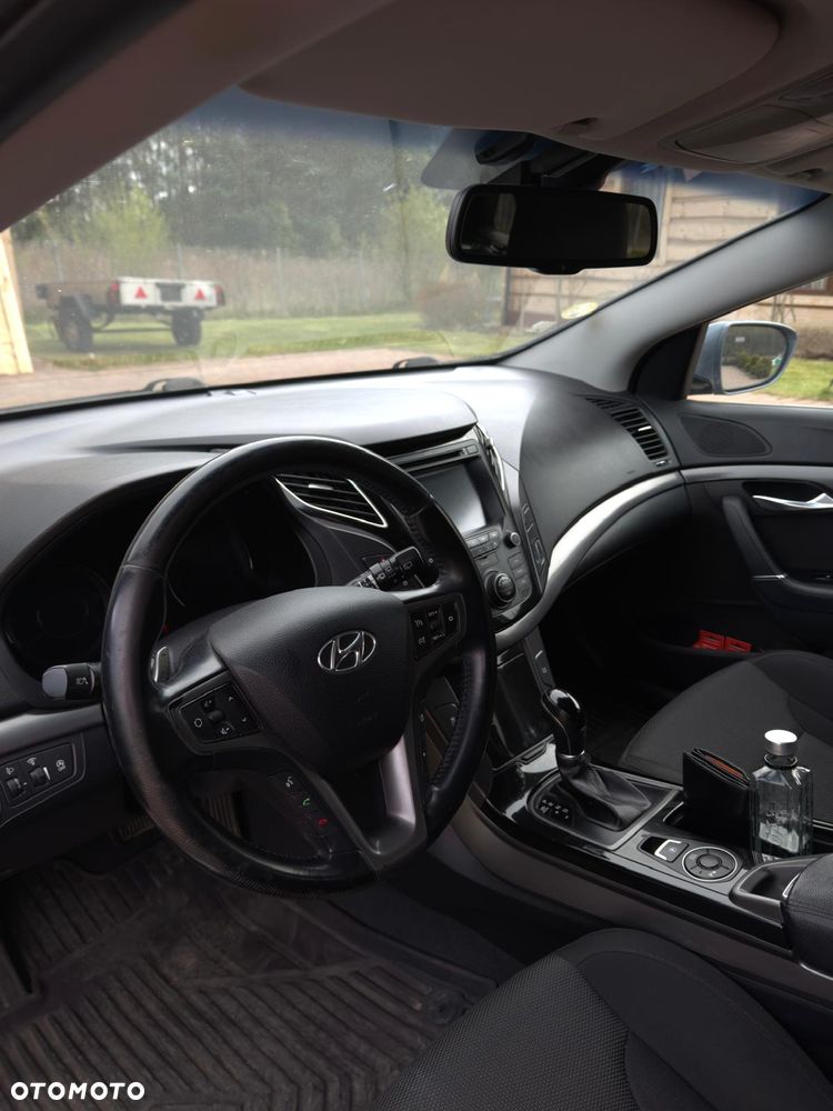 Hyundai i40 Kombi blue 1.7 CRDi DCT Style - 1