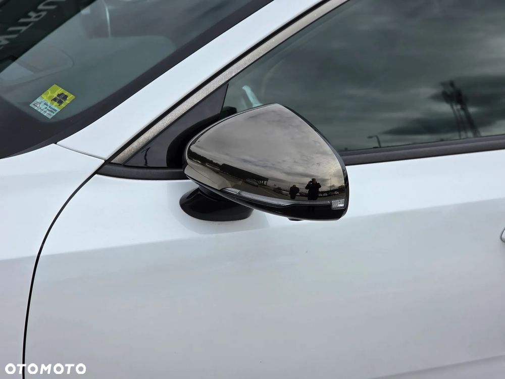 Kia Stinger 2.0 T-GDI GT Line - 10