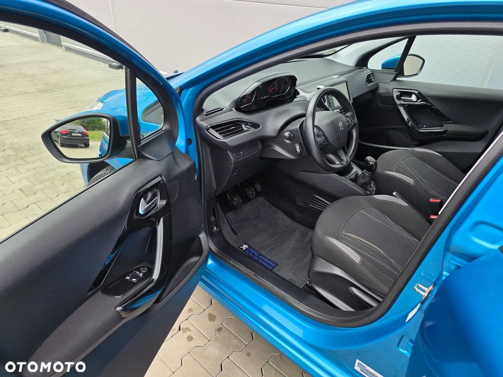 Peugeot 208 PureTech 82 Active - 23