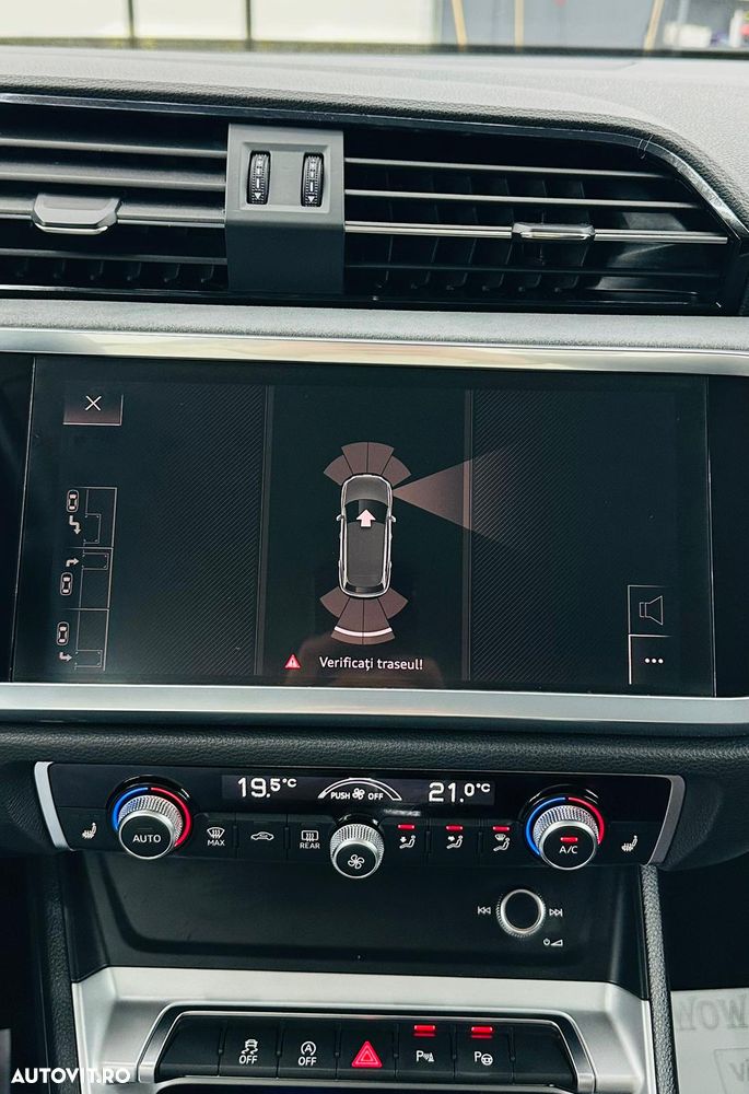 Audi Q3 40 TFSI quattro S tronic S line - 28