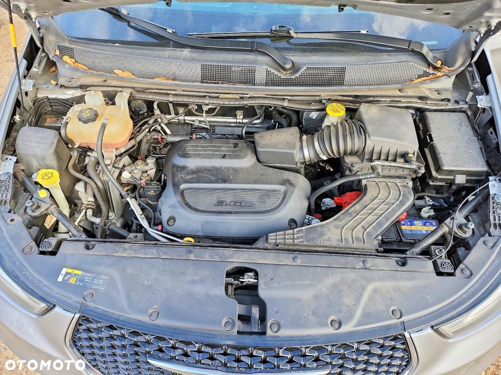 Chrysler Pacifica - 13