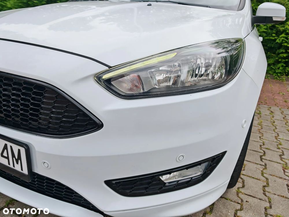 Ford Focus 1.5 EcoBoost STart-Stopp-System ST-LINE - 32